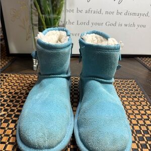 Koolaburra Girls Blue Suede Fleece-Lined Rain & Snow Boots SZ-2 Box 16